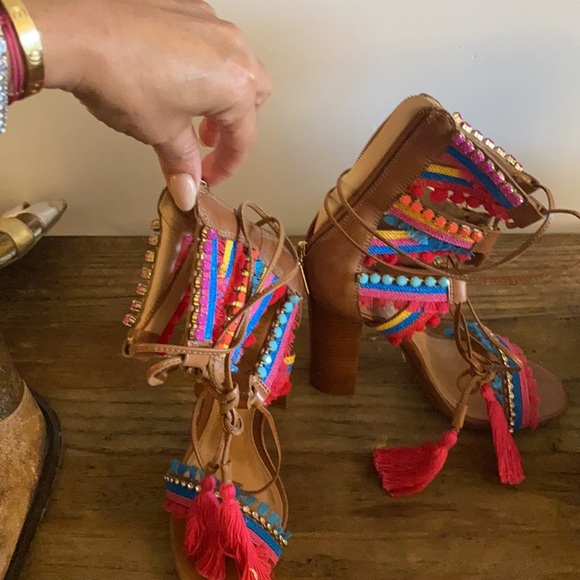 Shoes - Picture 10 of 16